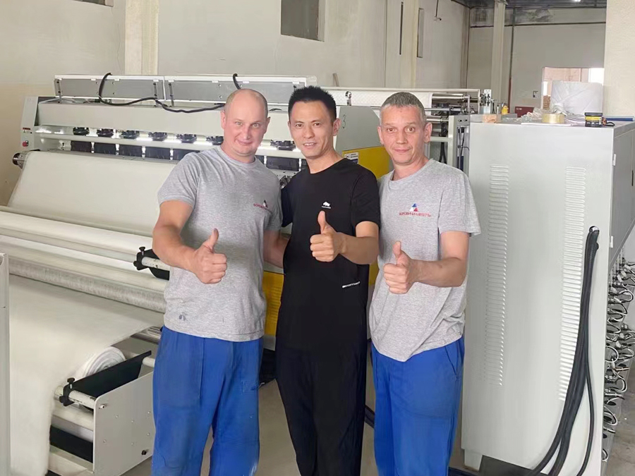 葡萄牙客戶購(gòu)買(mǎi)超聲波縫綻機(jī)